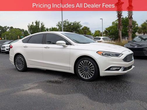 WHITE PLATINUM MET TRI-COAT 2017 Ford Fusion SE