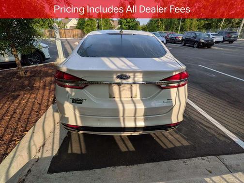 WHITE PLATINUM MET TRI-COAT 2017 Ford Fusion SE