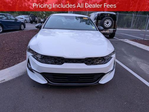 Glacial White Pearl 2023 Kia K5 GT-Line