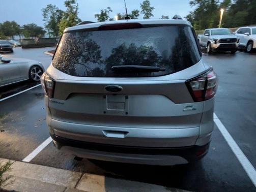 INGOT SILVER METALLIC 2018 Ford Escape SE