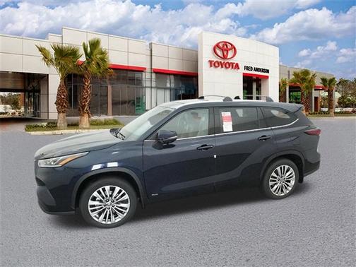 2026 Toyota Highlander Hybrid Platinum