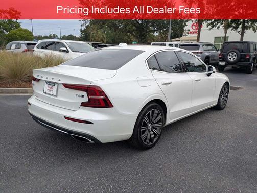 Crystal White Pearl Metallic 2020 Volvo S60 T5