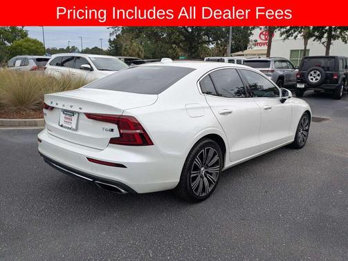 Crystal White Pearl Metallic 2020 Volvo S60 T5