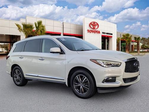 2017 INFINITI QX60 Base