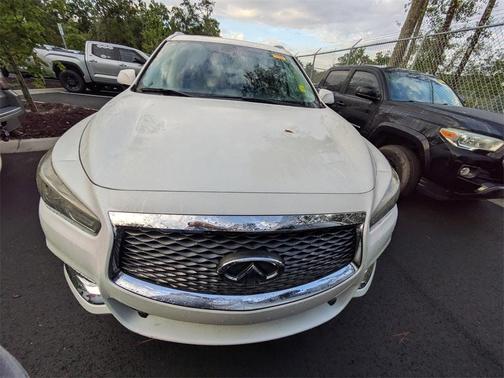 2017 INFINITI QX60 Base