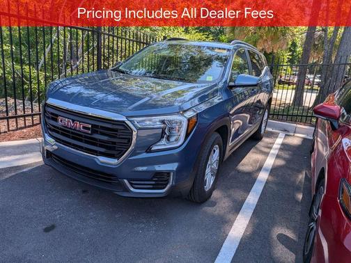 Downpour Metallic 2024 GMC Terrain SLE