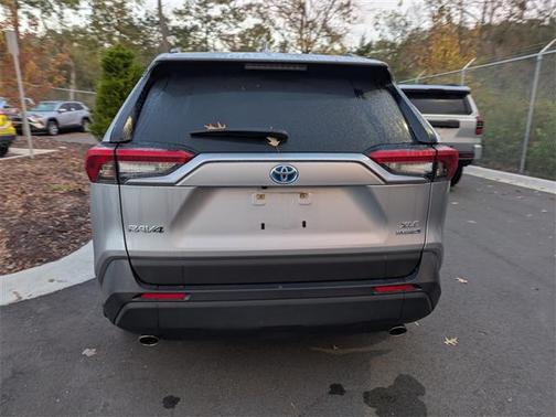 2022 Toyota RAV4 Hybrid XLE Premium