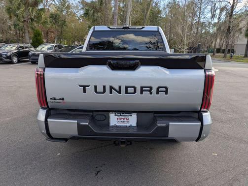 2023 Toyota Tundra Hybrid Platinum