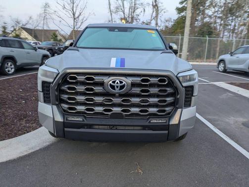 2023 Toyota Tundra Hybrid Platinum