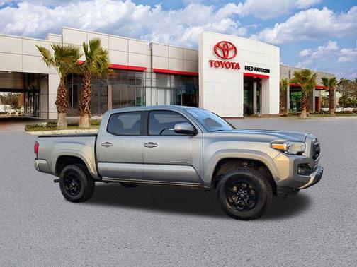 2022 Toyota Tacoma SR5