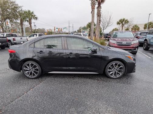 Black Sand Pearl 2022 Toyota Corolla SE
