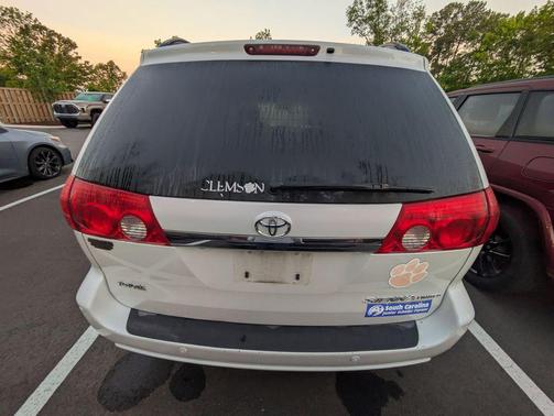 2008 Toyota Sienna XLE Limited
