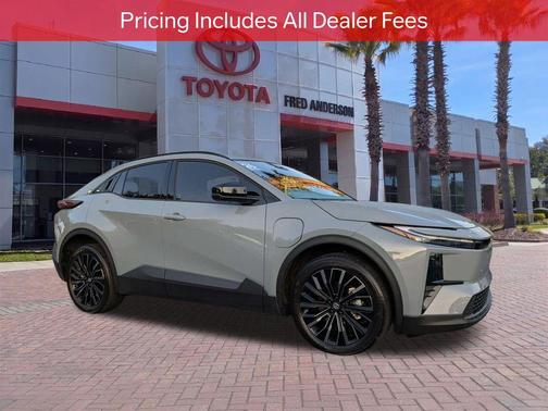 Cement 2026 Toyota C-HR XSE