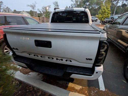 Super White 2019 Toyota Tacoma TRD Pro