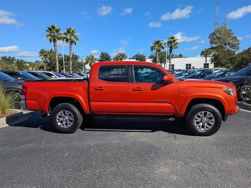 2017 Toyota Tacoma SR5