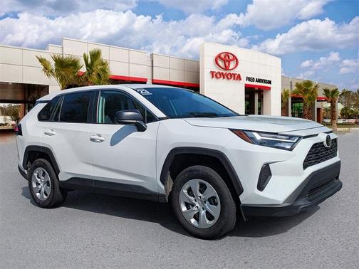 2023 Toyota RAV4 LE