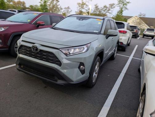 Lunar Rock 2021 Toyota RAV4 XLE