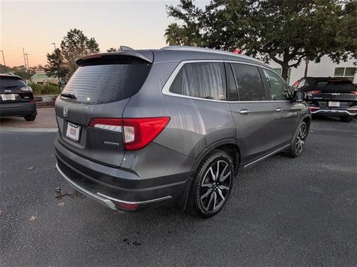 2020 Honda Pilot Touring 8-Passenger