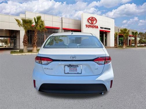 Ice Cap 2026 Toyota Corolla LE