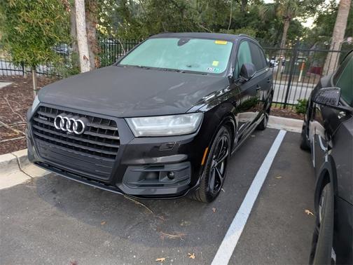 2019 Audi Q7 55 Prestige