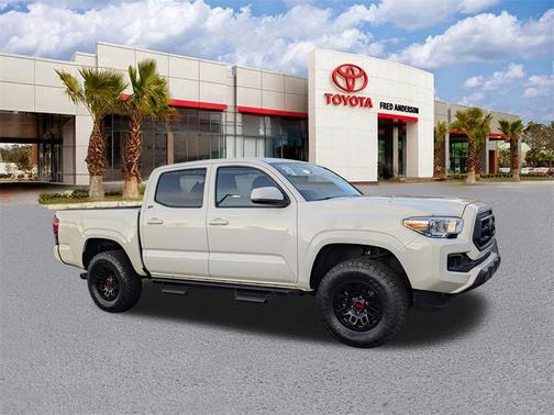 2022 Toyota Tacoma SR