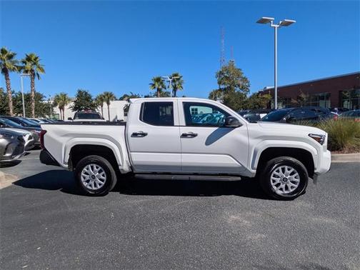 2024 Toyota Tacoma SR