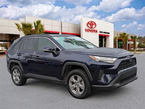 2022 Toyota RAV4 XLE
