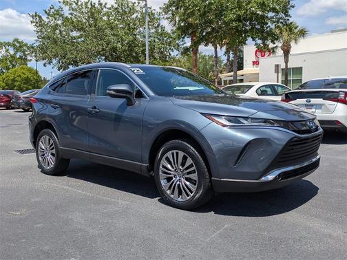 2023 Toyota Venza XLE