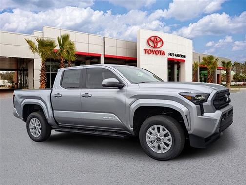 2025 Toyota Tacoma SR5