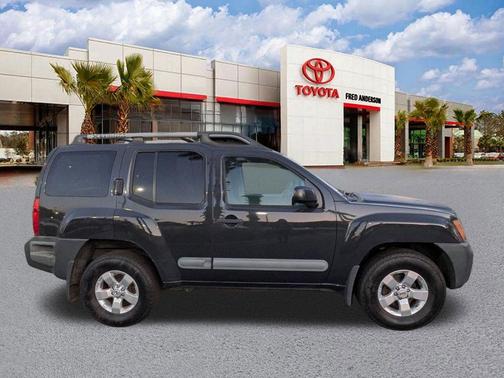 Night Armor Pearl/Mica 2011 Nissan Xterra S