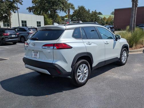 2022 Toyota Corolla Cross LE