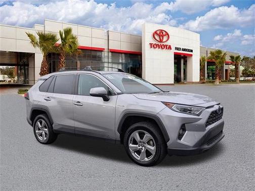 2021 Toyota RAV4 Hybrid XLE Premium