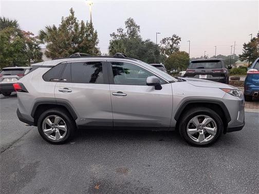 2021 Toyota RAV4 Hybrid XLE Premium