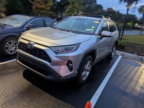 2021 Toyota RAV4 Hybrid XLE Premium