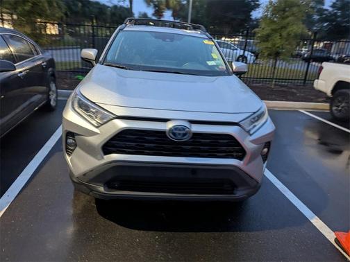 2021 Toyota RAV4 Hybrid XLE Premium