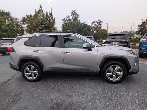 2021 Toyota RAV4 Hybrid XLE Premium