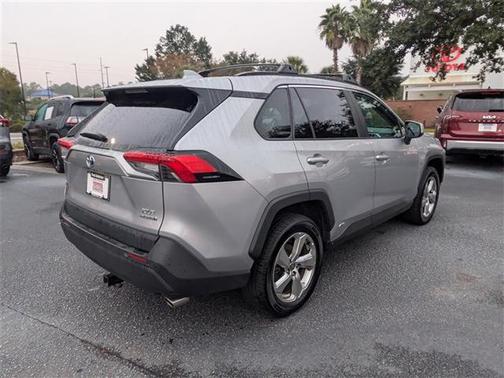 2021 Toyota RAV4 Hybrid XLE Premium