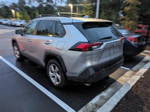 2021 Toyota RAV4 Hybrid XLE Premium