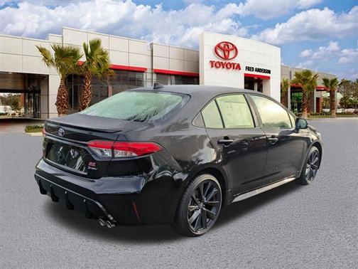 2026 Toyota Corolla Hybrid SE