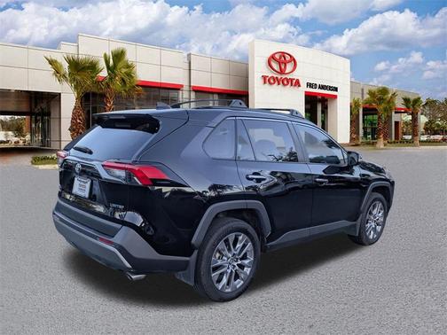 2024 Toyota RAV4 Limited