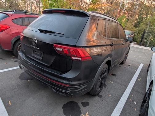 2024 Volkswagen Tiguan 2.0T SE R-Line Black