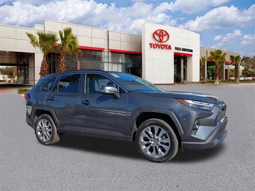 2023 Toyota RAV4 XLE Premium