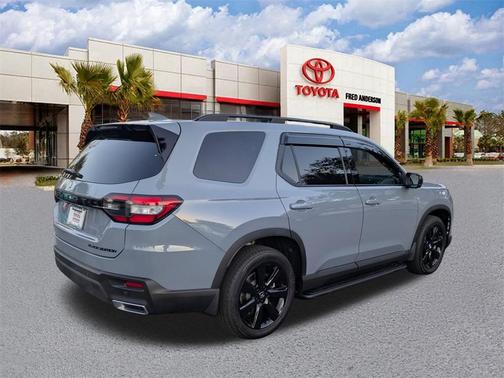 2025 Honda Pilot Black Edition