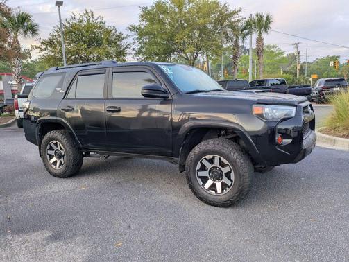 Midnight Black Metallic 2019 Toyota 4Runner TRD Off Road