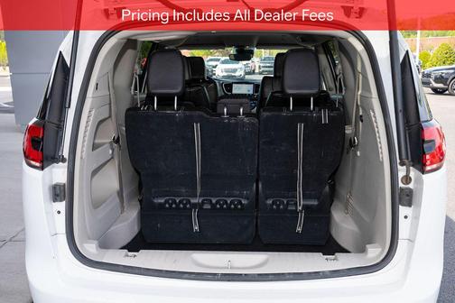 Bright White Clearcoat 2024 Chrysler Pacifica Touring L