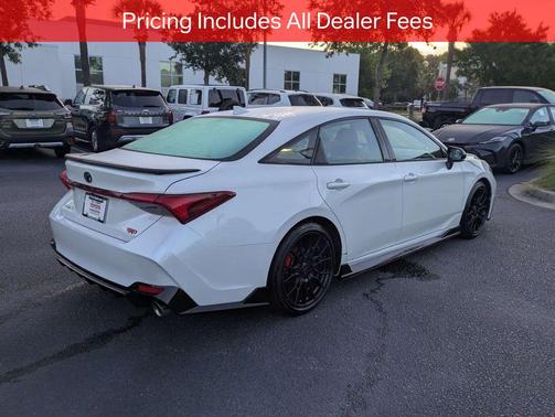 Wind Chill Pearl 2020 Toyota Avalon TRD