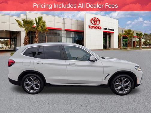 Alpine White 2024 BMW X3 xDrive30i