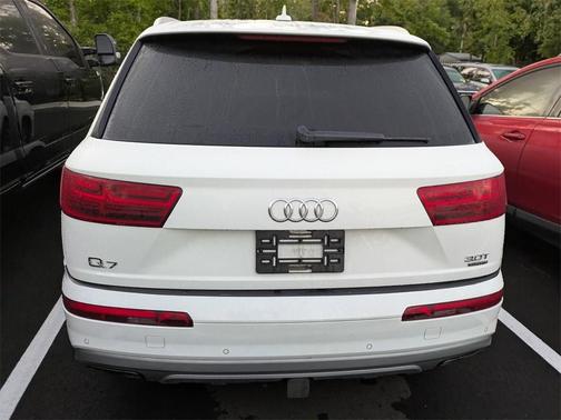 2017 Audi Q7 3.0T Premium Plus