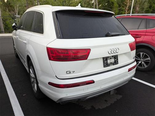 2017 Audi Q7 3.0T Premium Plus