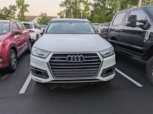 2017 Audi Q7 3.0T Premium Plus